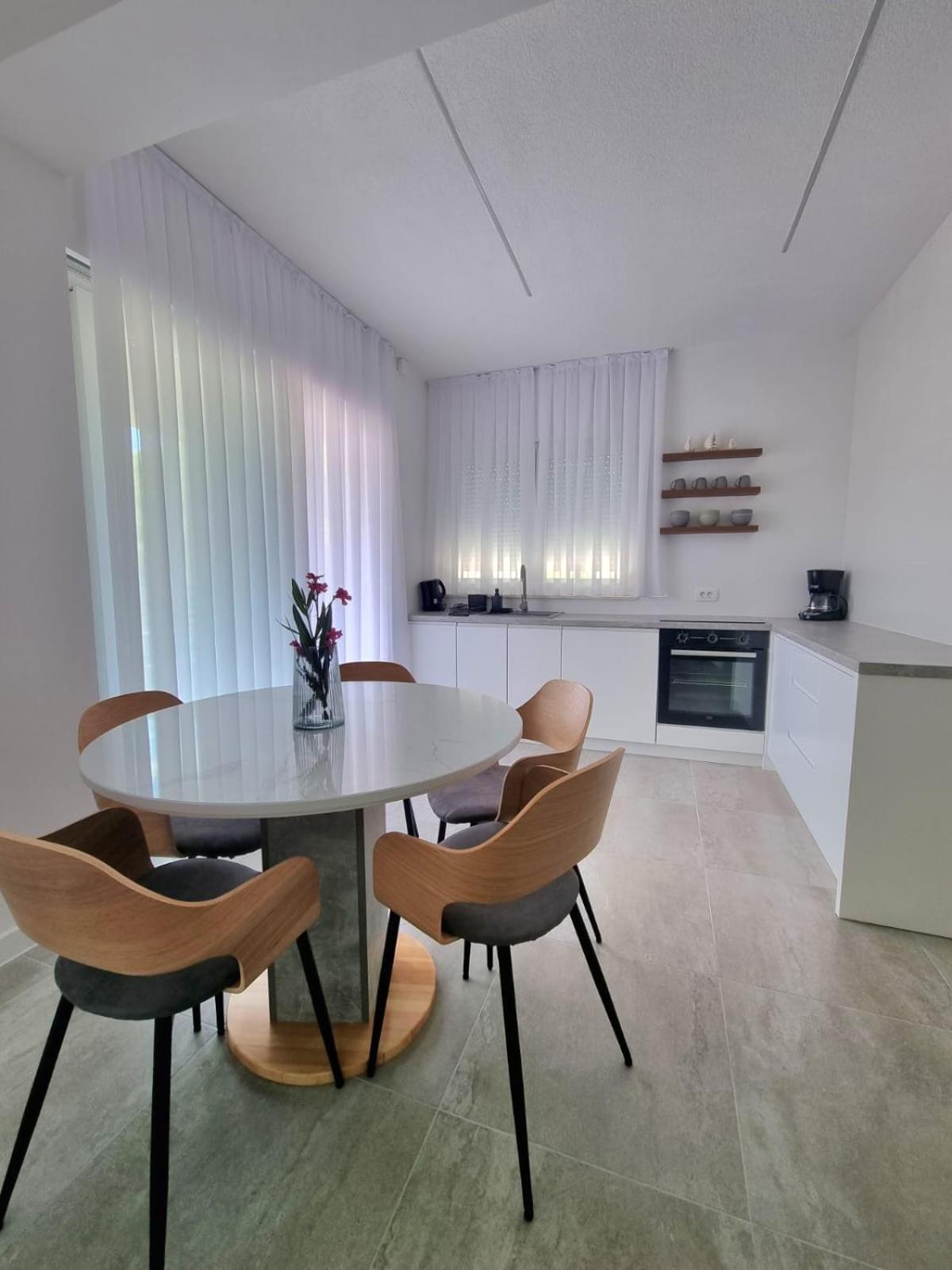 Adria Mare Apartman Crikvenica Kültér fotó